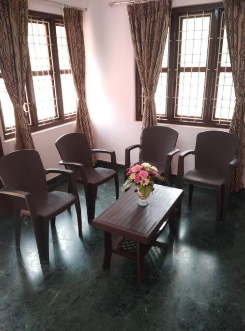 Happy Nest Villa Kalyānpur Екстериор снимка